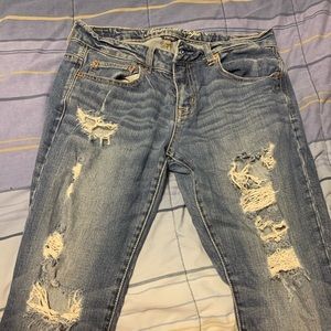 American Eagle Crops Size 6